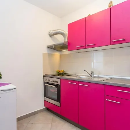Apartament Dvosobni U Kuci S Bazenom, 1 Kat Draga Bašćanska