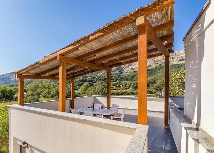Apartment Dvosobni U Kuci S Bazenom, 1 Kat Draga Bašćanska